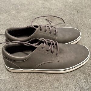 NWOT Men’s Adam Sneakers in Gray from Goodfellow & Co